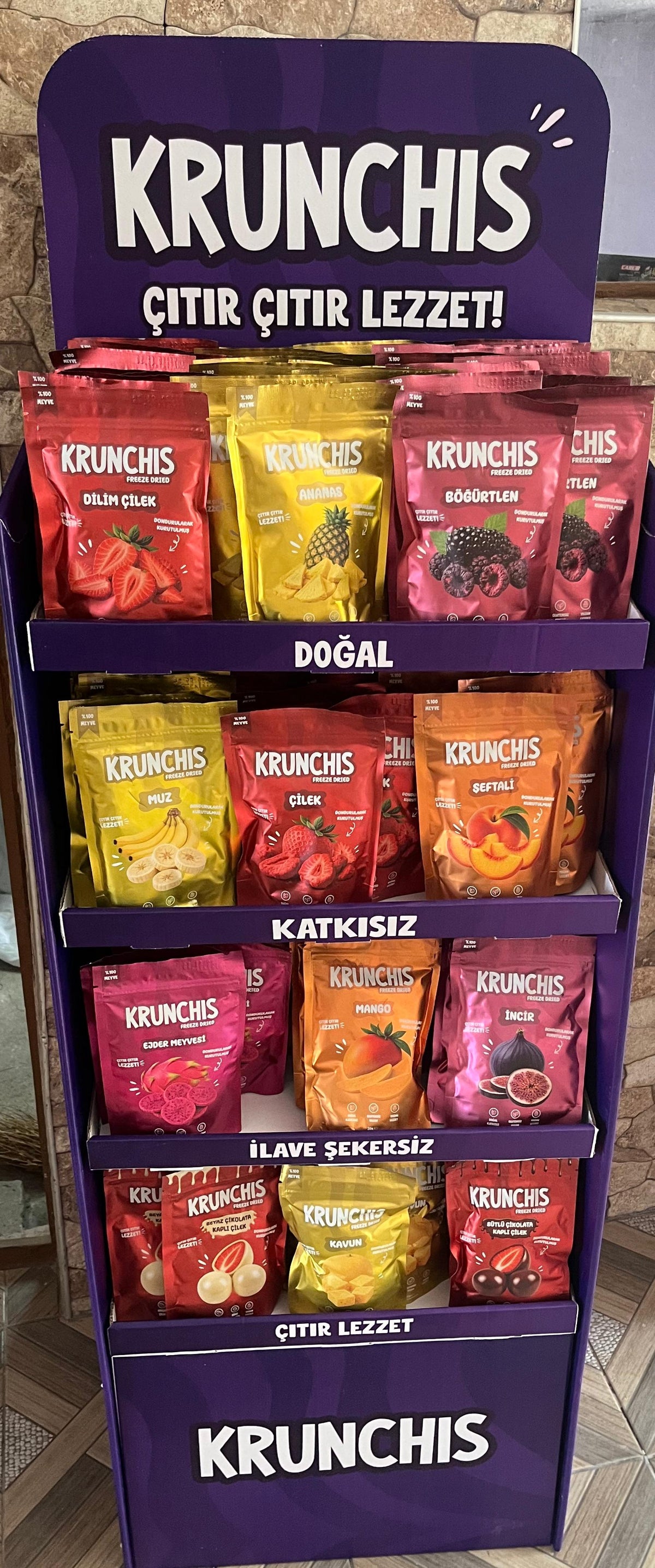 Krunchis ürün standı